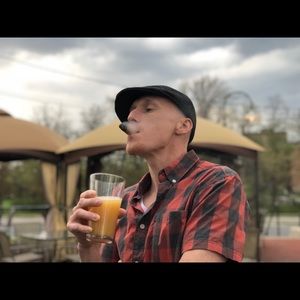 Meet your Posher, Jonathan